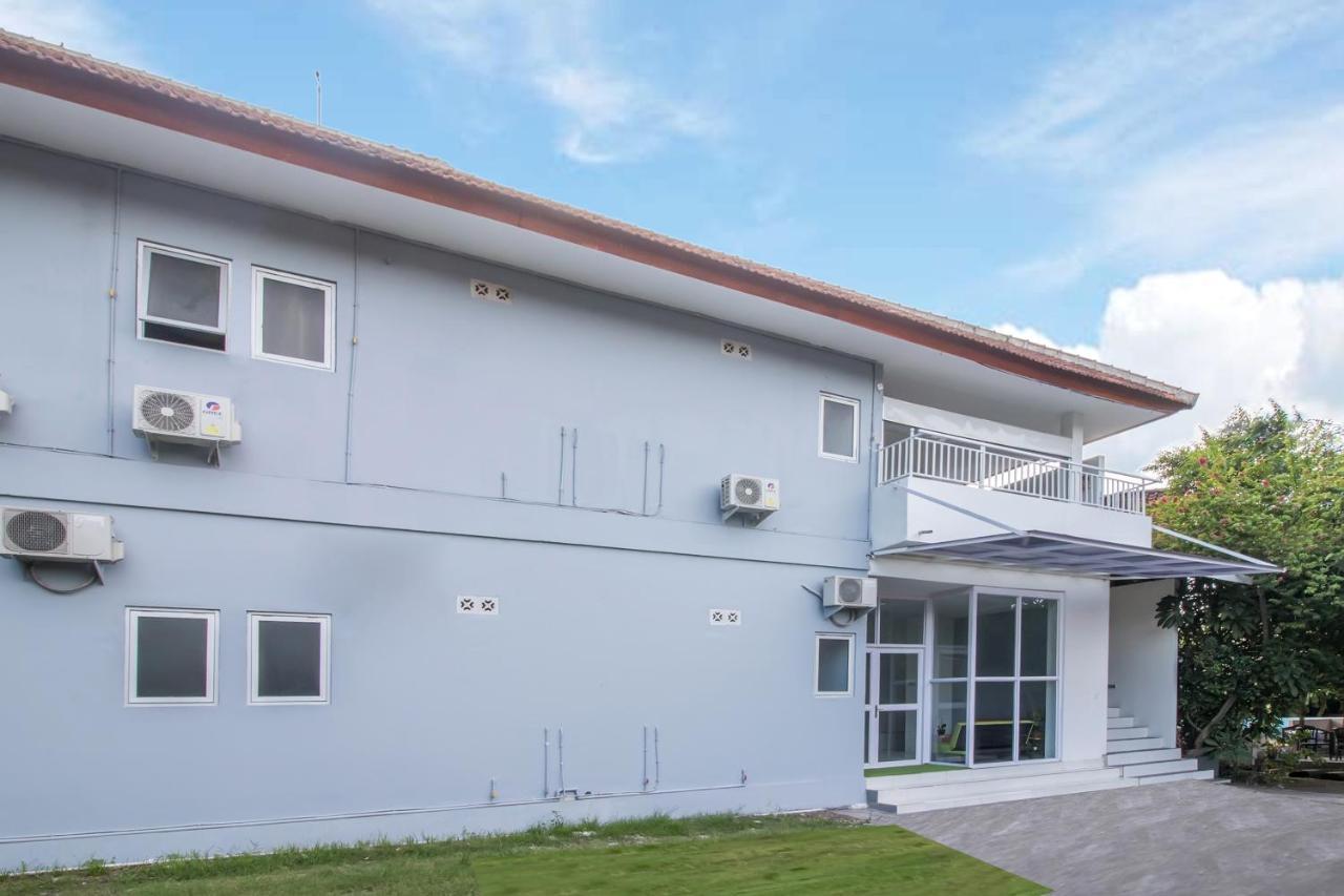 Oyo 2270 Hotel Taman Wirama Dempassar Exterior foto